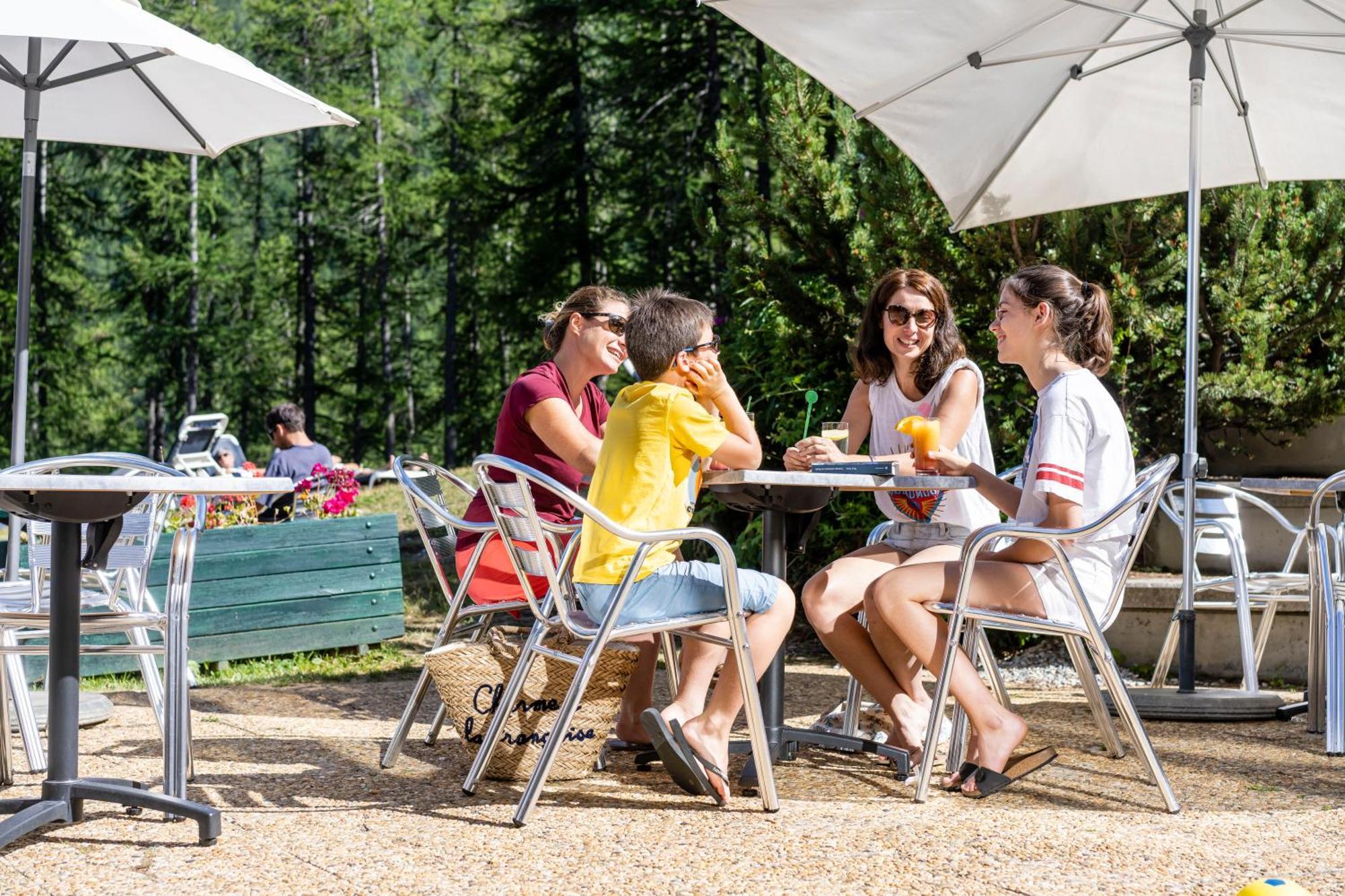 Villages Clubs Du Soleil - Montgenèvre Екстериор снимка